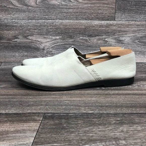 Giorgio Armani Cream Leather Almond Toe Slip On Loafers Men's 44/ US 10.5 - Picture 1 of 15